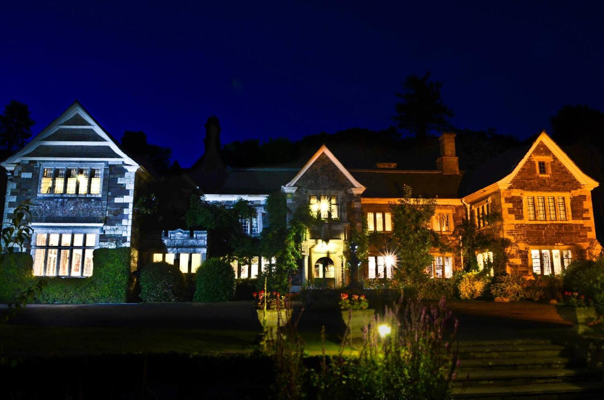 Hotel Lewtrenchard Manor Exterior foto