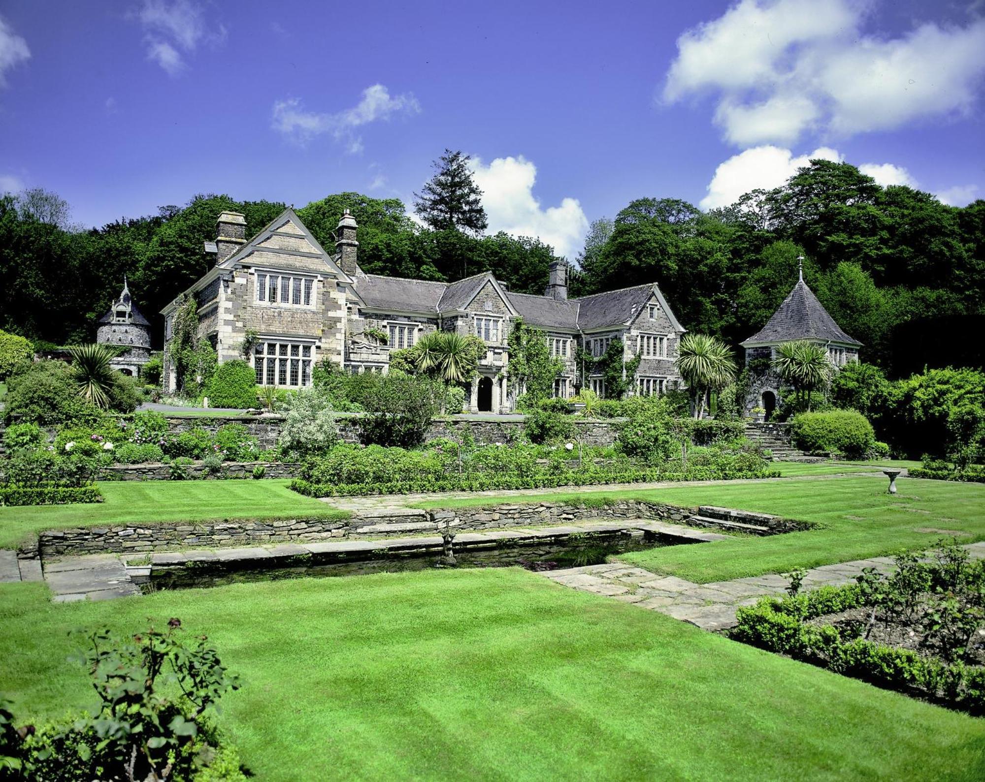 Hotel Lewtrenchard Manor Exterior foto